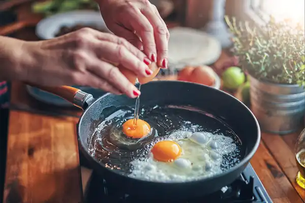 photo of pan of fried eggs